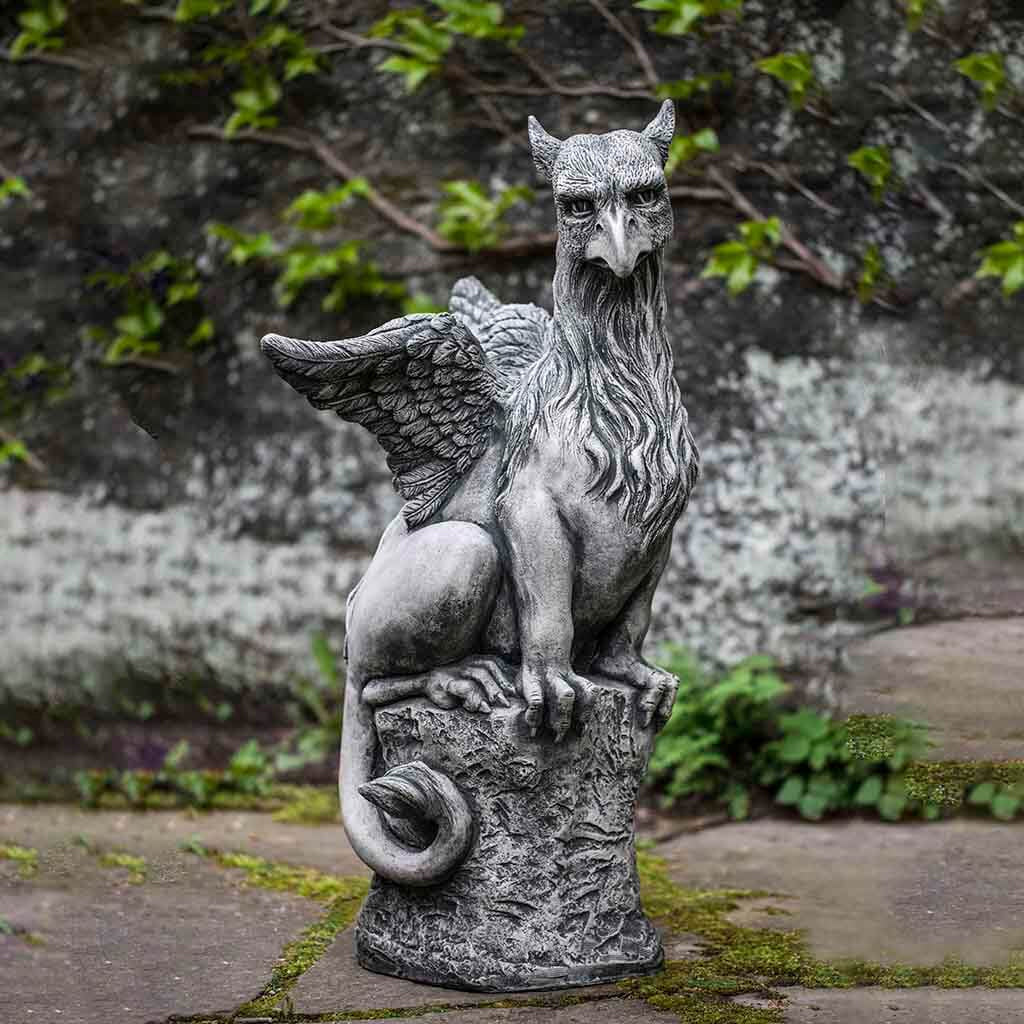 石像風グリフォン 樹脂製 神話の守護者が佇むガーデンオブジェ 143-212 Herald Cast Stone Garden Statue | Gryphon Statue – Soothing Company
