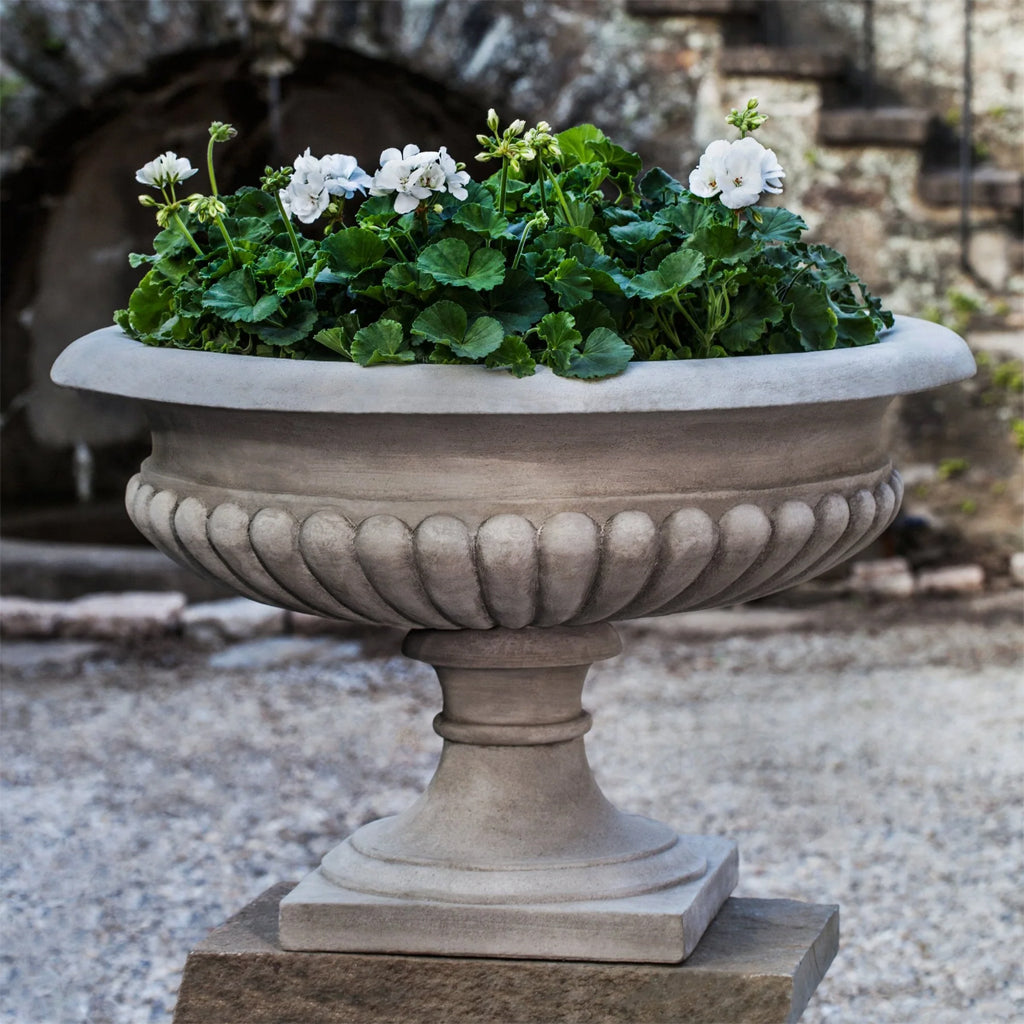 plant pot urn Kingscote Urn Garden Planter