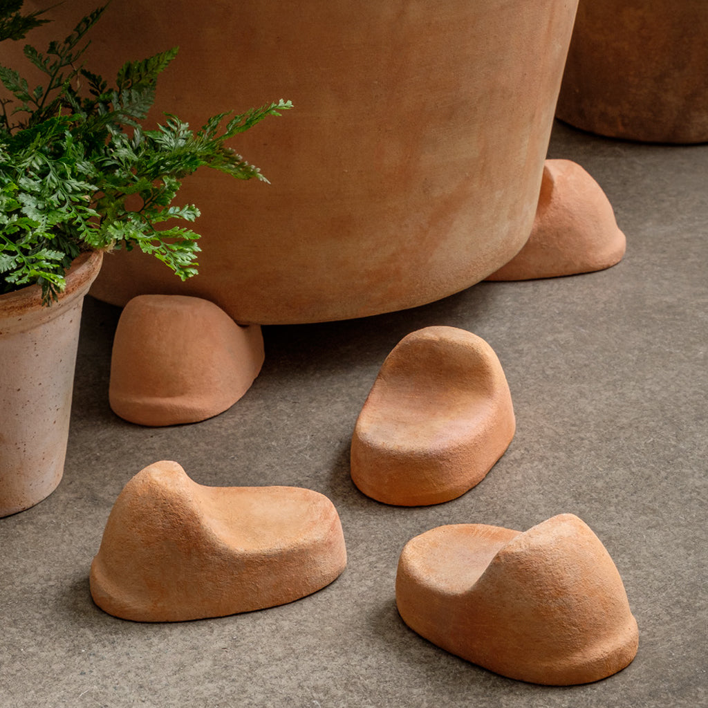 plant pot feet Mancini Pot Risers