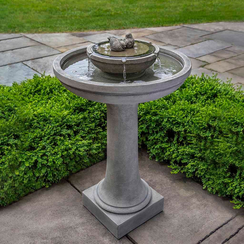 Dolce Nido Outdoor Bird Water Fountain