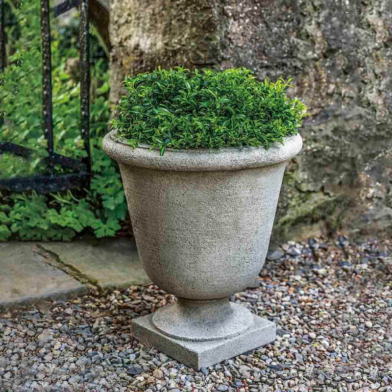 Hampton Terrace Urn Garden Planter