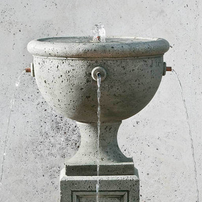Navonna Cast Stone Outdoor Water Fountain Urn Fountain