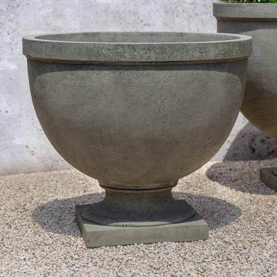 Small Huntington Urn | Cast Stone Planter