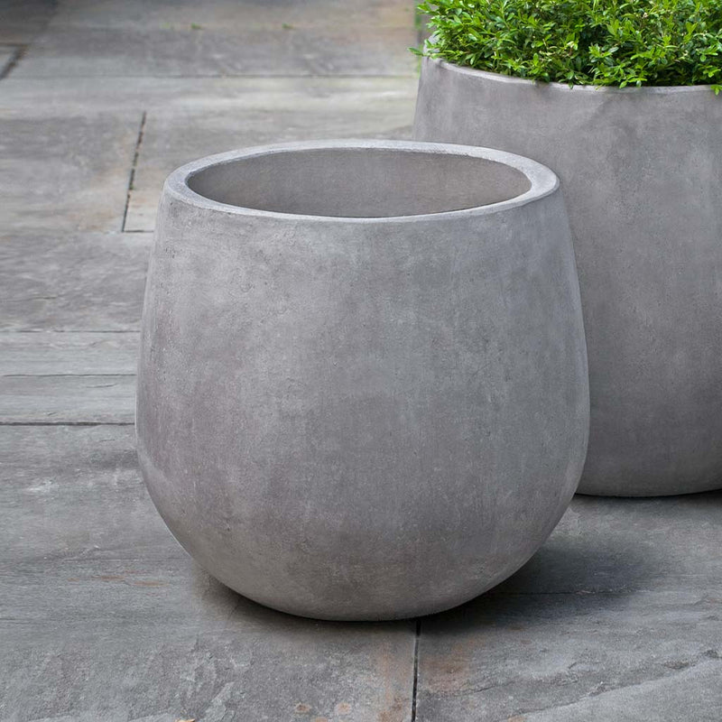 Montrose | Lightweight Cast Stone Concrete Planter