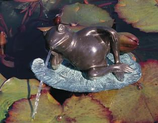Brass Baron Medium Lazy Frog Garden Accent and Pool Statuary