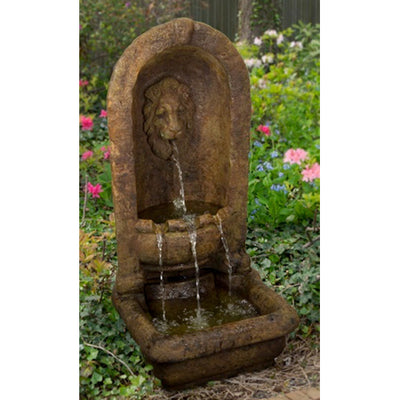Lion Alcove Fountain