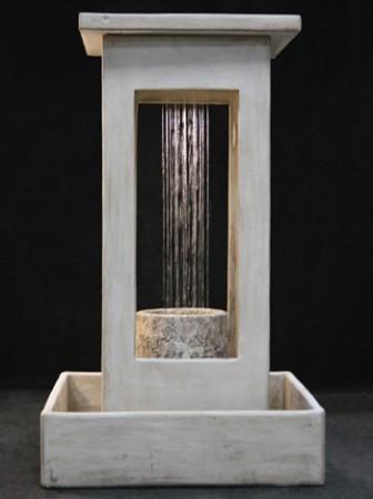 Smooth Center Rain Fountain with Column and Square Basin