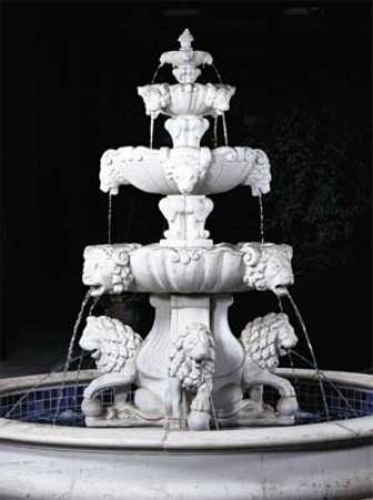 Plumbed Extra Large Lion Fountain